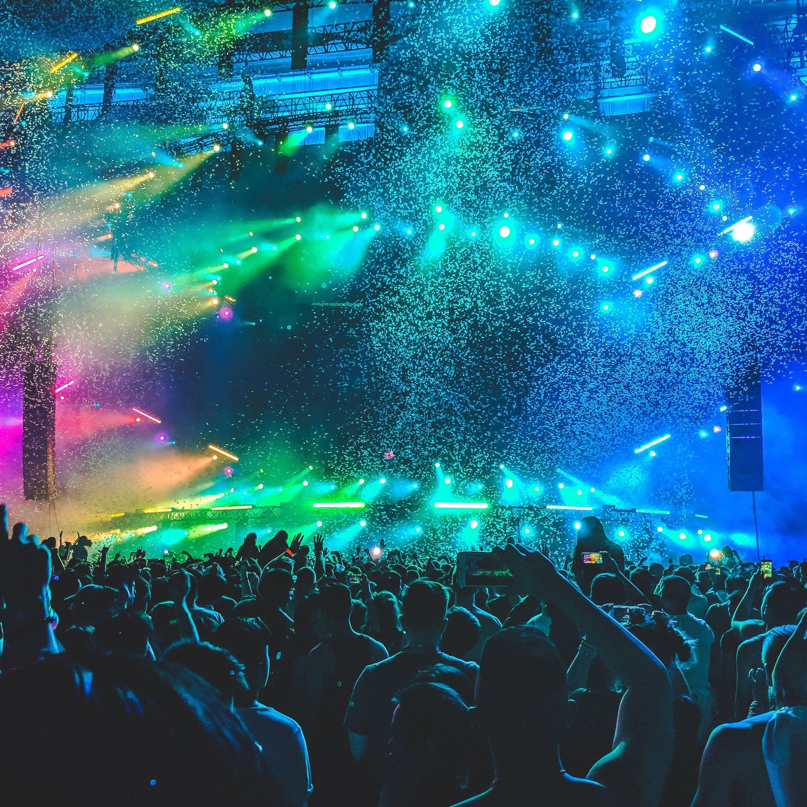 RAVE 101: What to expect from your First Rave Party - Ultra Tribe