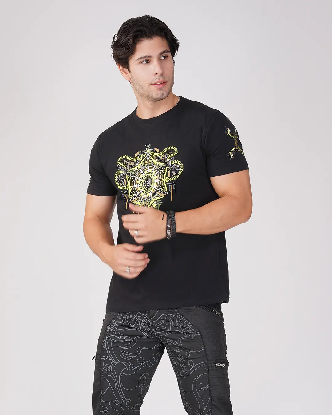 Mechanical Face | UV Light Reactive | Regular Fit T-Shirt