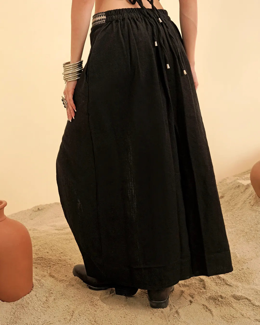 Kaalika Free Alba Flow Black Skirt