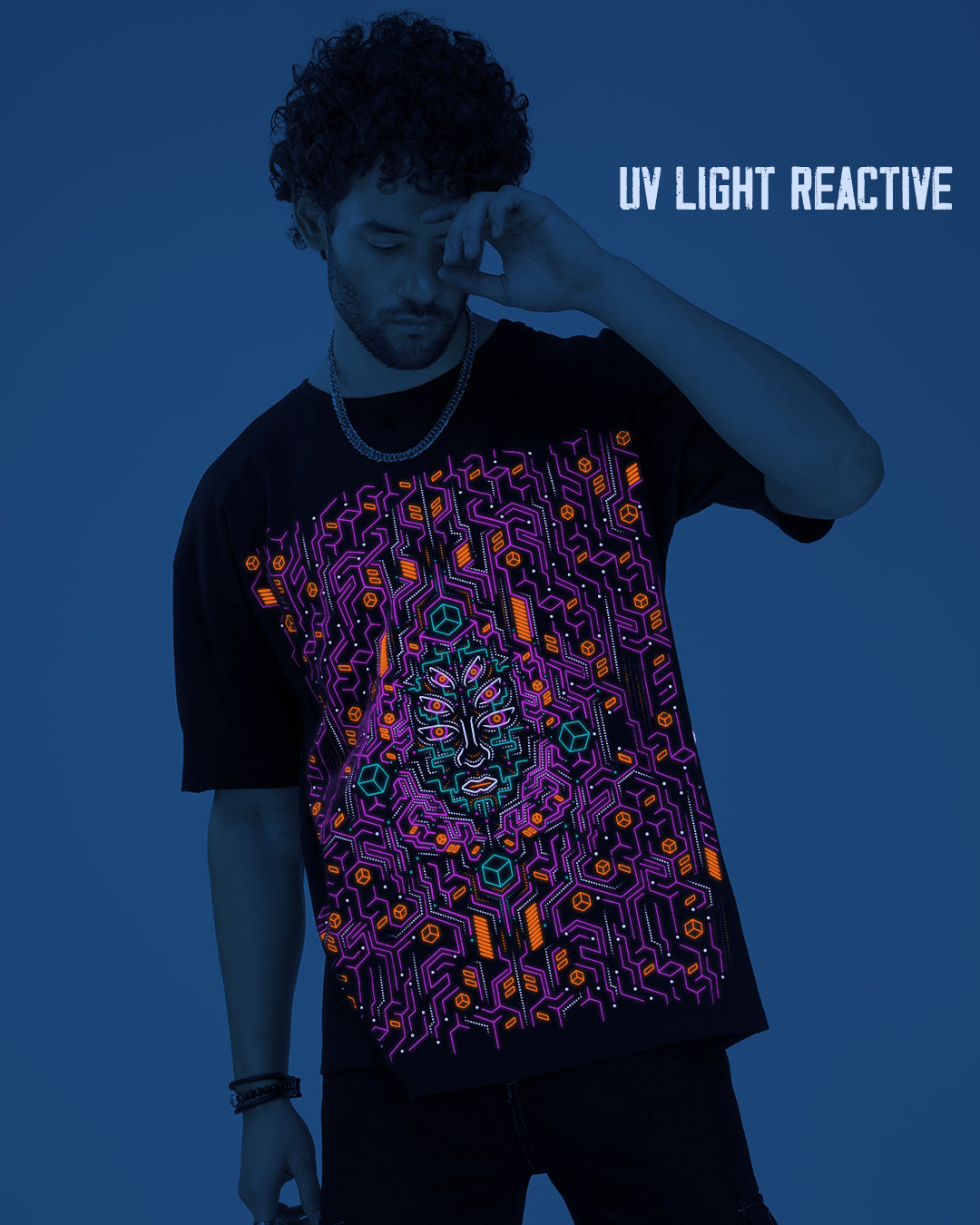 Modulaire frequentie | UV-licht reactief &amp; Glow In Dark | Oversized T-shirt