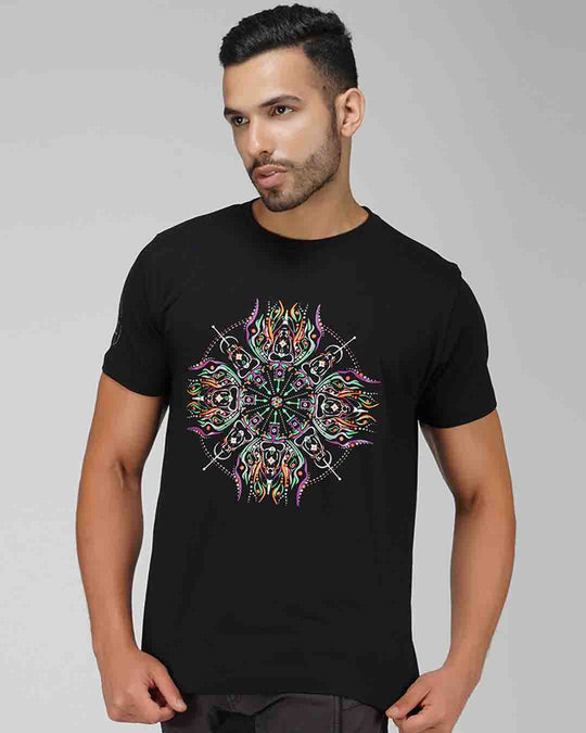 Spiritueel netwerk UV-licht reactief T-shirt