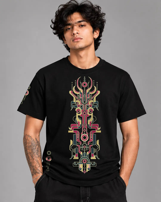 Discover the Cybernetic Spirit regular-fit T-shirt by Ultra Tribe, featuring futuristic artwork, UV-reactive details and glow-in-the-dark elements.