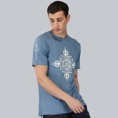 Trishul Yantra T-shirt met ronde hals en halflange mouwen in oceaanblauw